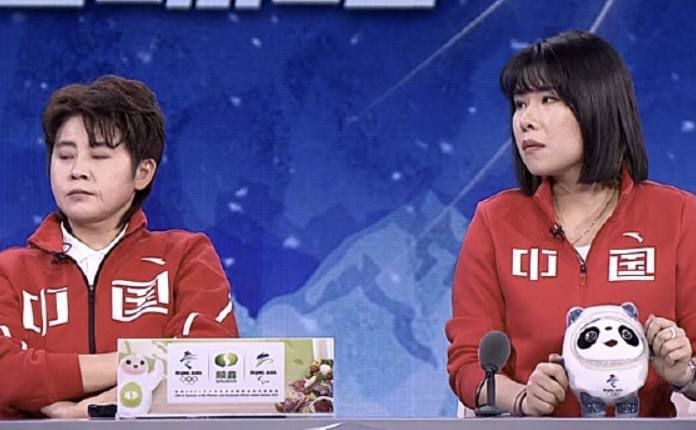 在庆典上遇到的尤卡塔女职员